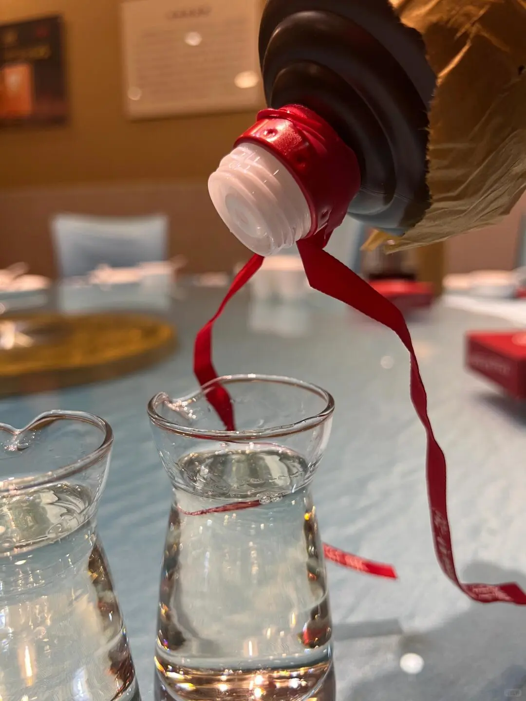 喝酒一定要喝酱香酒，我来告诉你原因