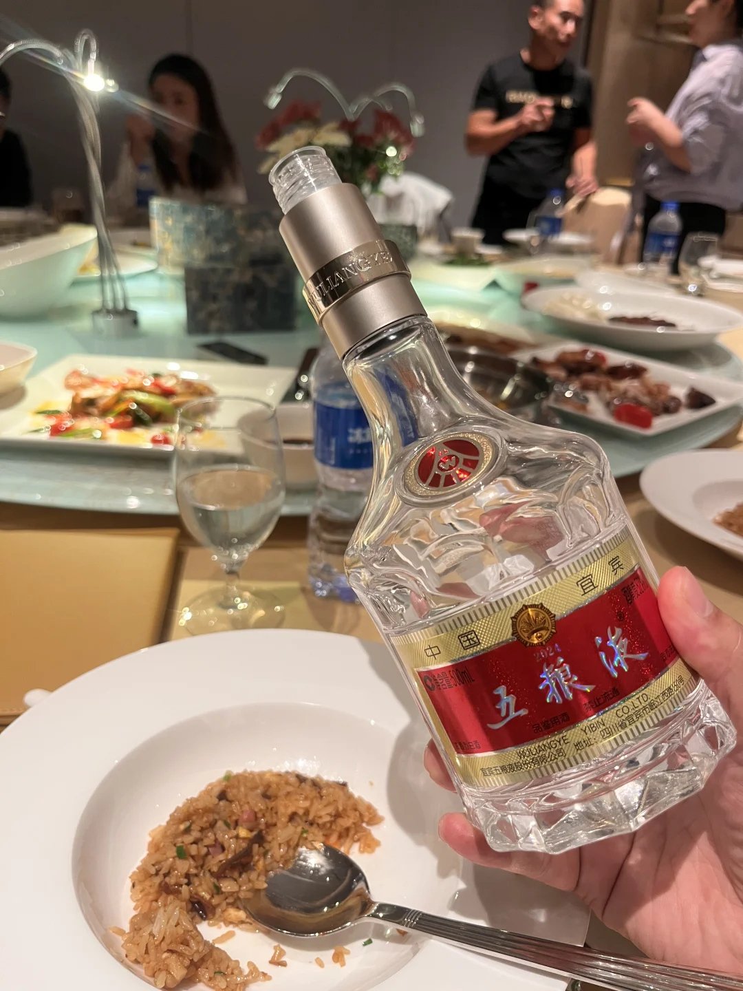 大国浓香、和美五粮、中国酒王！