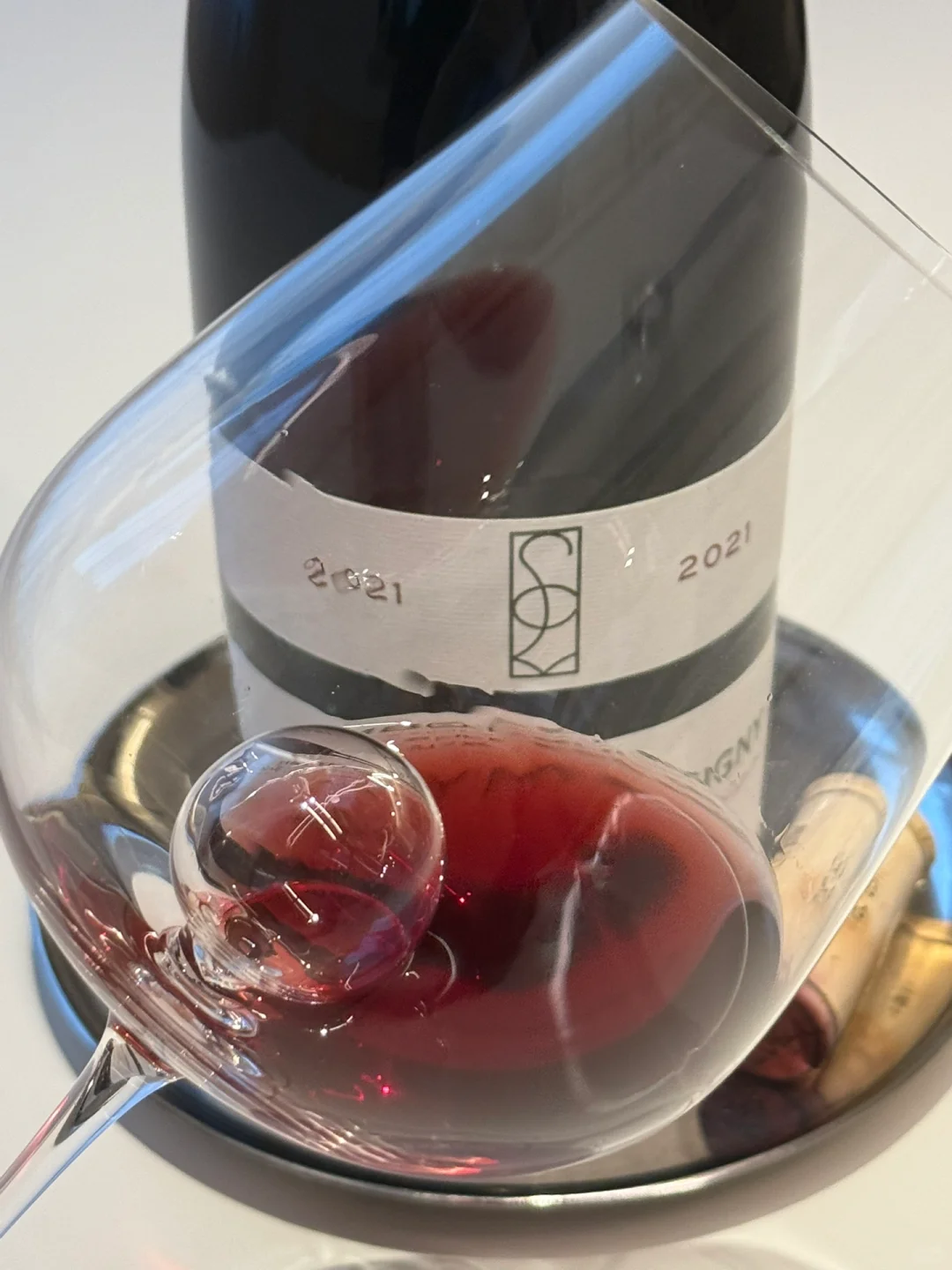 好喝不贵：红宝石般的精致口感-Leymarie