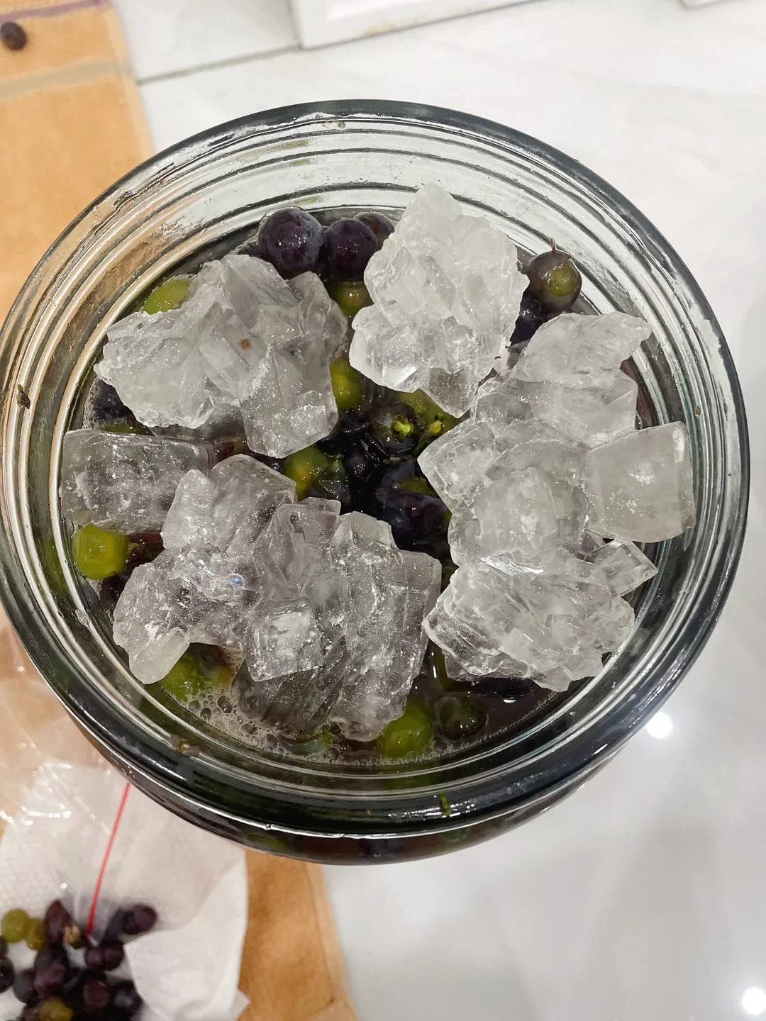 第一次酿葡萄酒,希望能喝