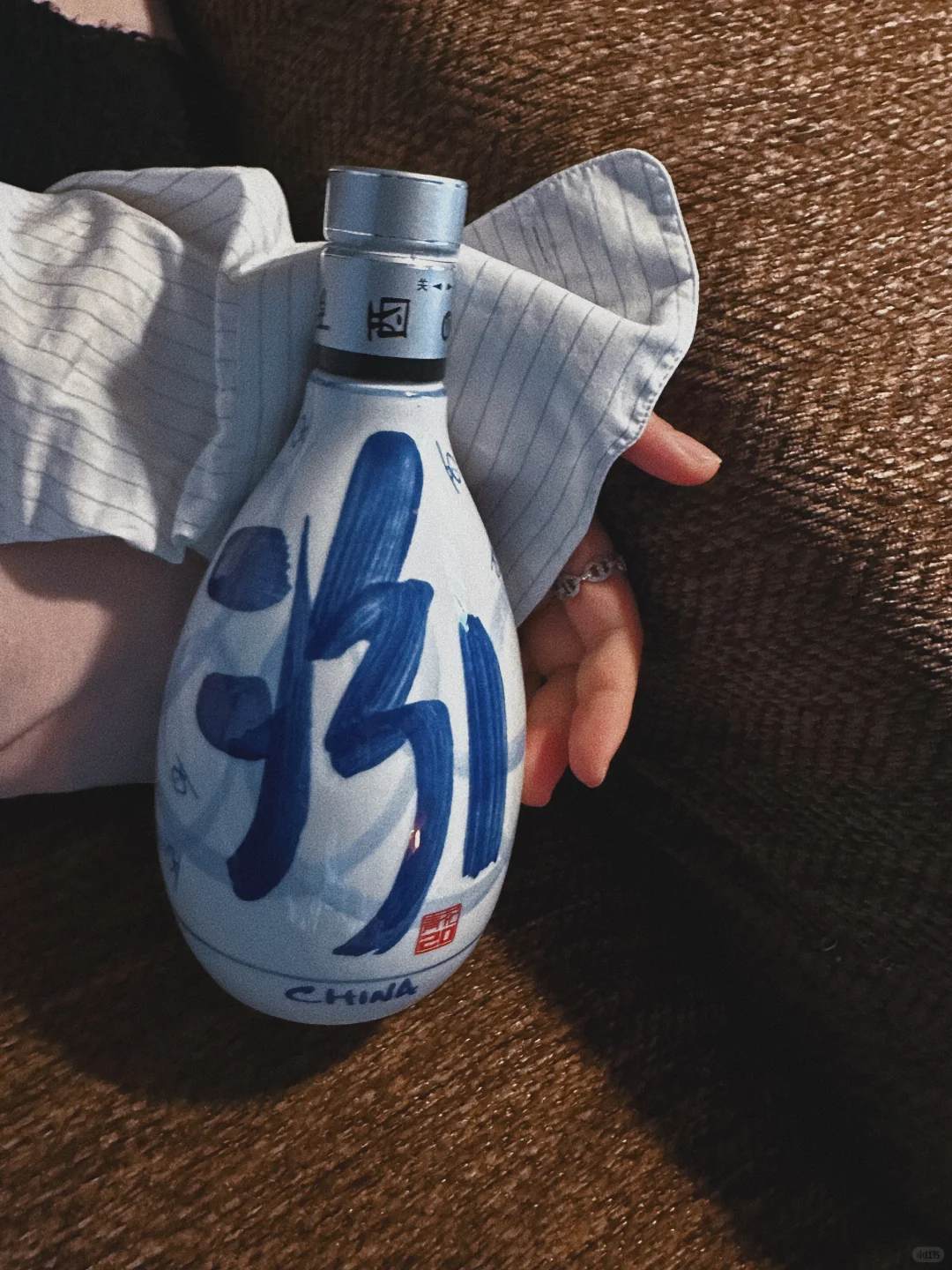 小酌|雨天的温柔就是一口青花汾酒 ?