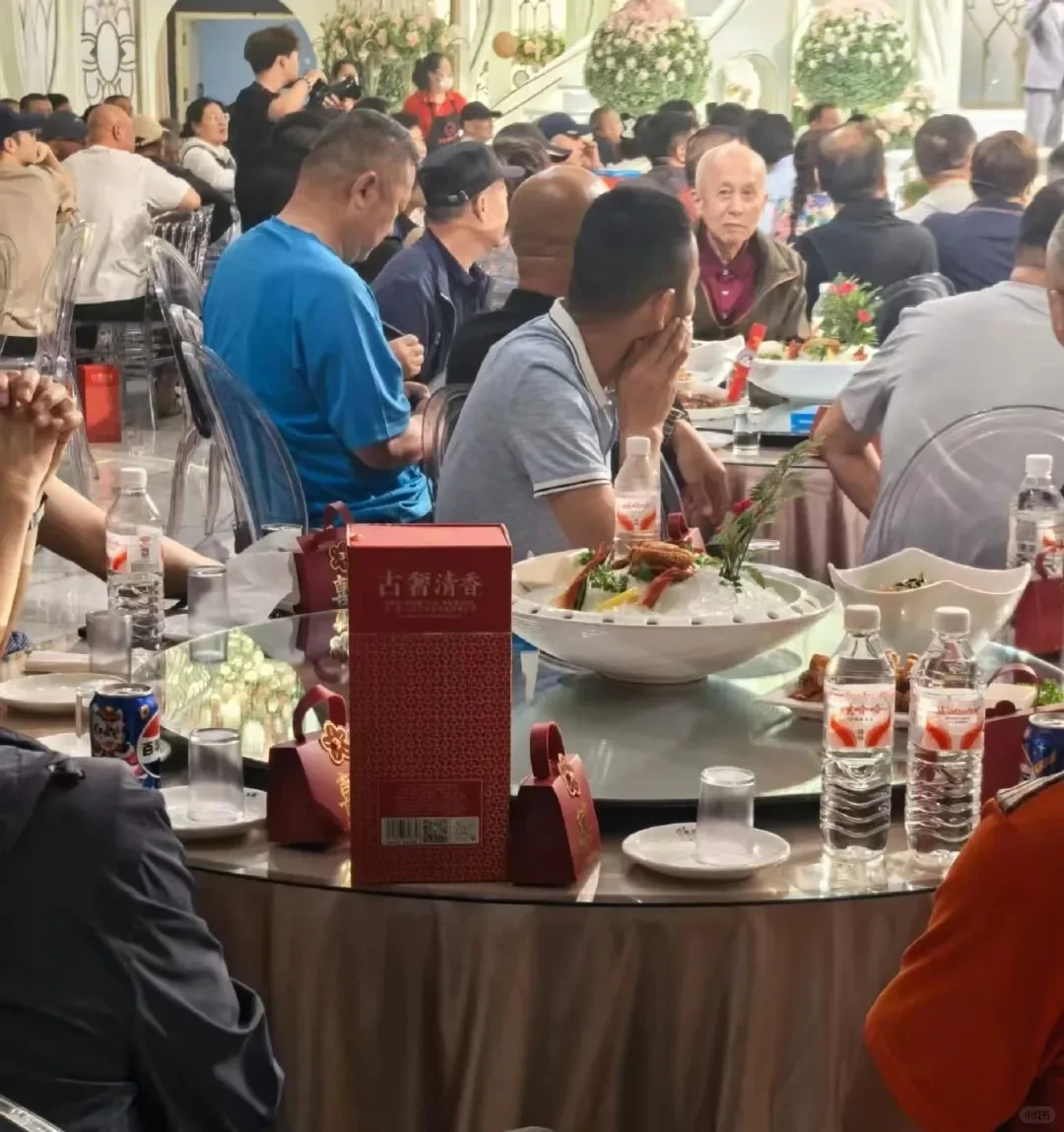 于成龙古奢清香白酒，让你的婚礼高级感拉满