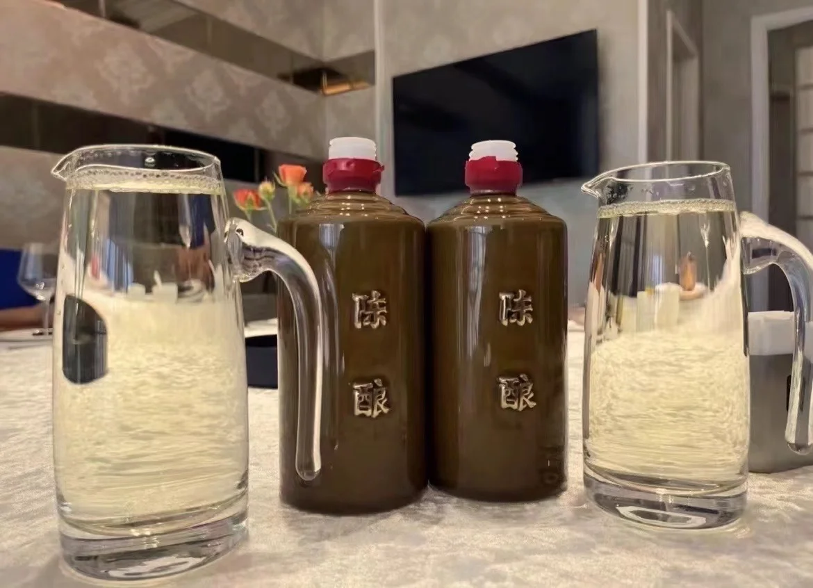 为什么只有茅台酱香型白酒喝完不易头疼？？