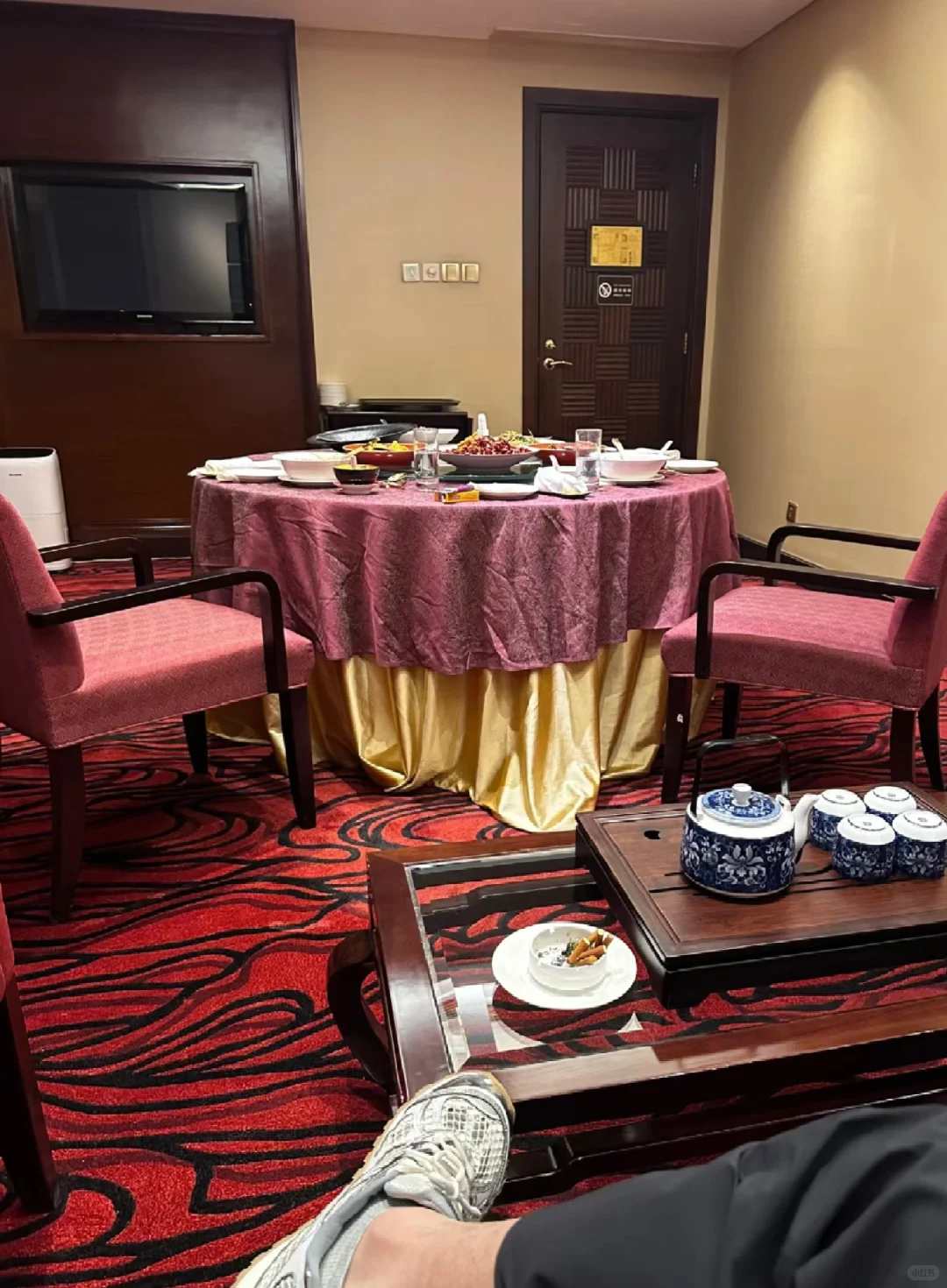 名酒会所现在竟然怎么赚几百万的