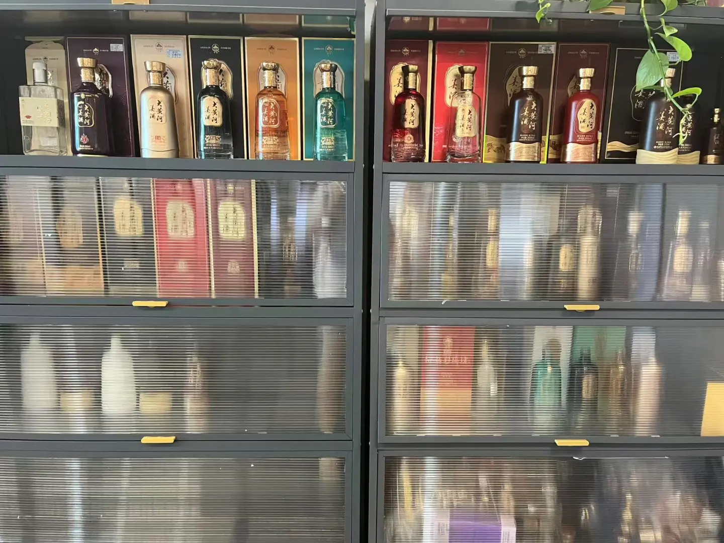 00后入职酒业公司一年，有问就答