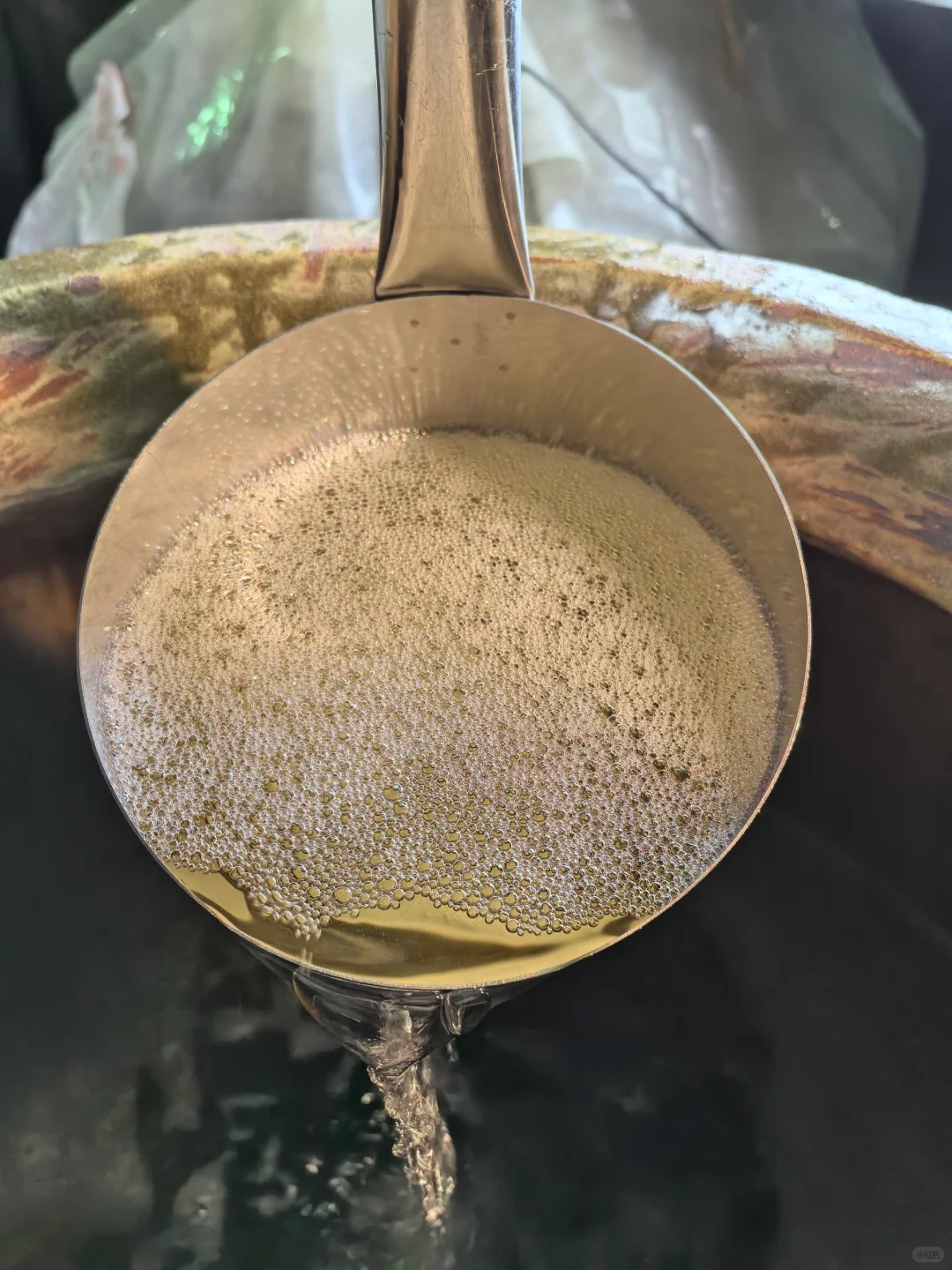 陈年老酒，香味丰富，滋味纯正