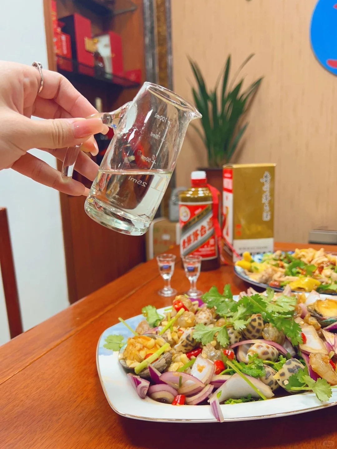 起猛啦！！喝到巨巨好喝的茅台酱香型白酒啦！