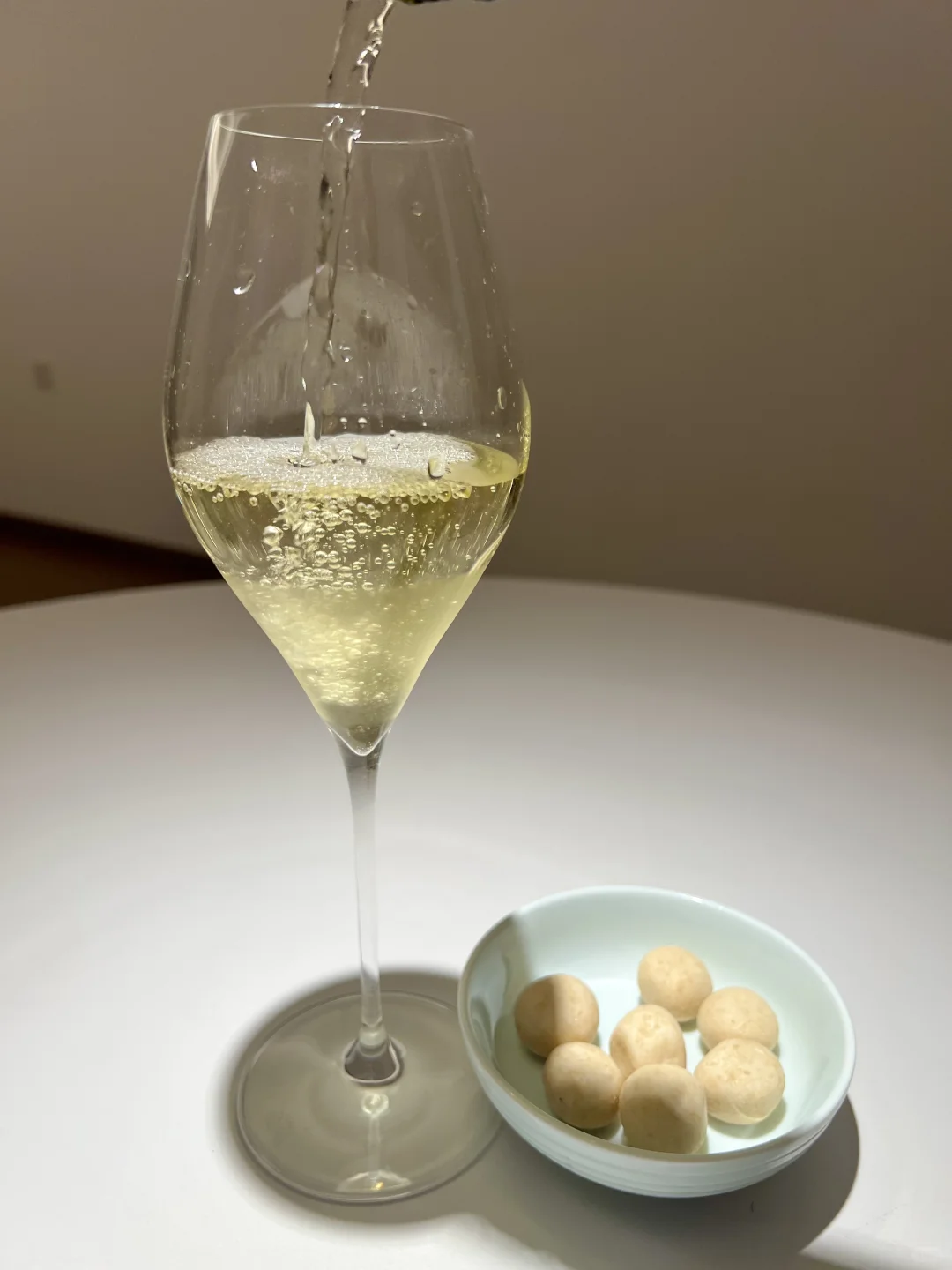 下班的仪式感｜白葡萄酒