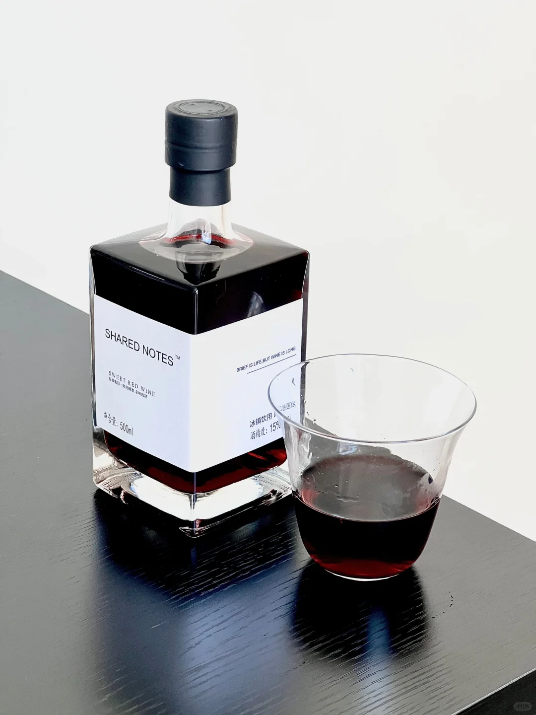 晚收甜红葡萄酒，喝完秒上头