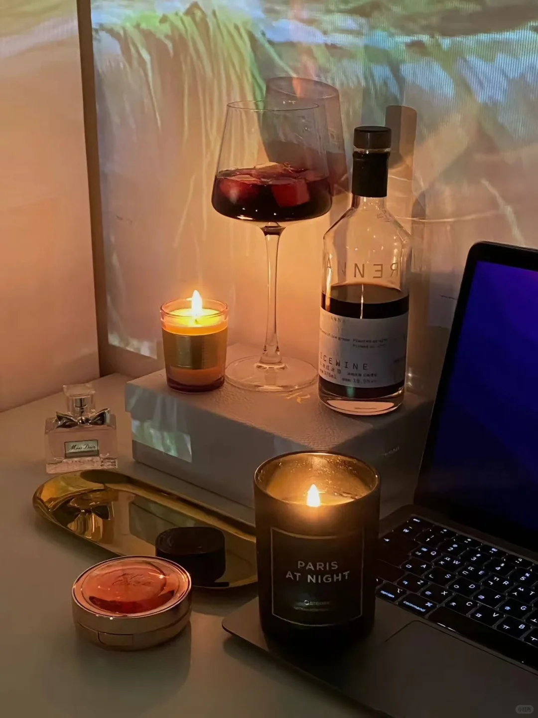 夜晚情绪反扑的时候 适合微醺