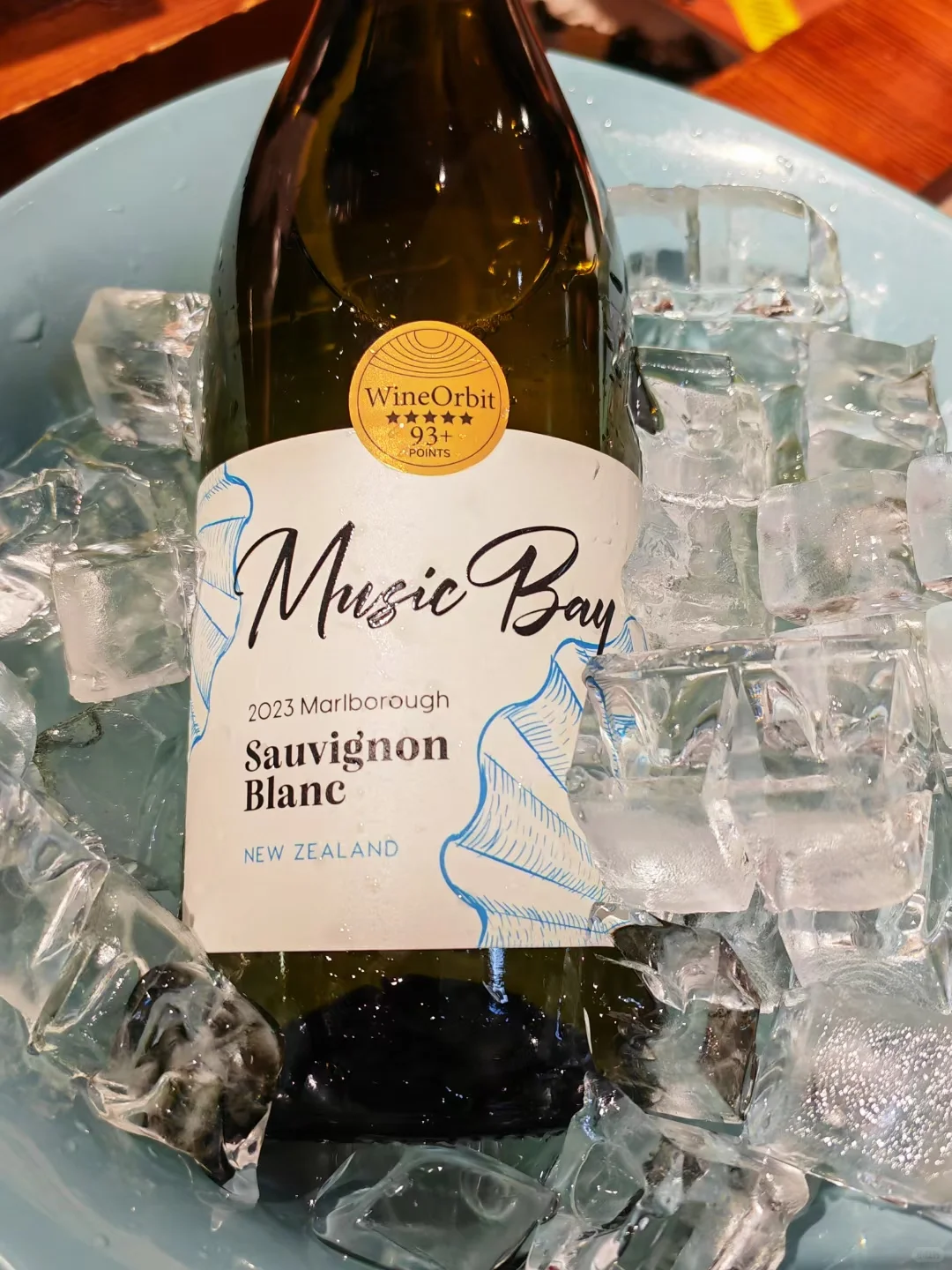 炎热的夏天，醉适合喝的白葡萄酒，长相思