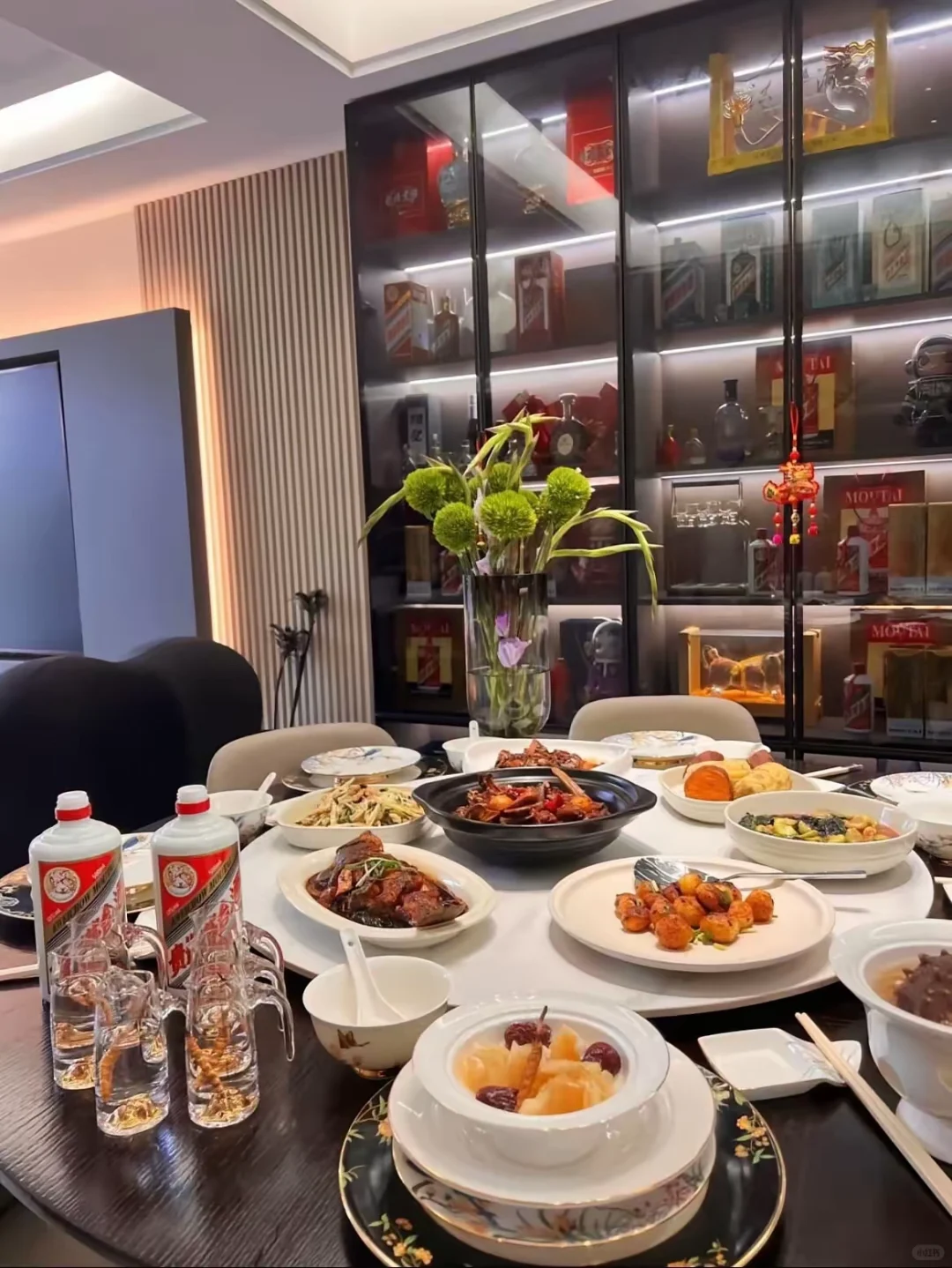 吃饭 喝茶 饮酒 开心最重要