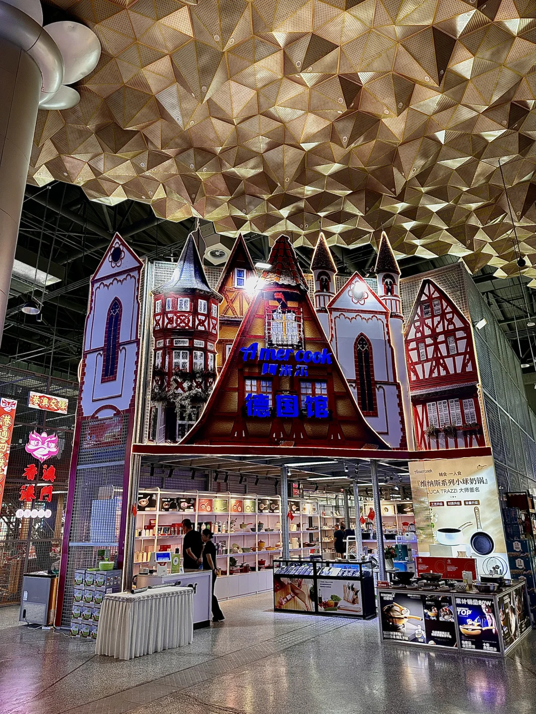 ?不出国门喝遍世界！新疆首届国际酒展?