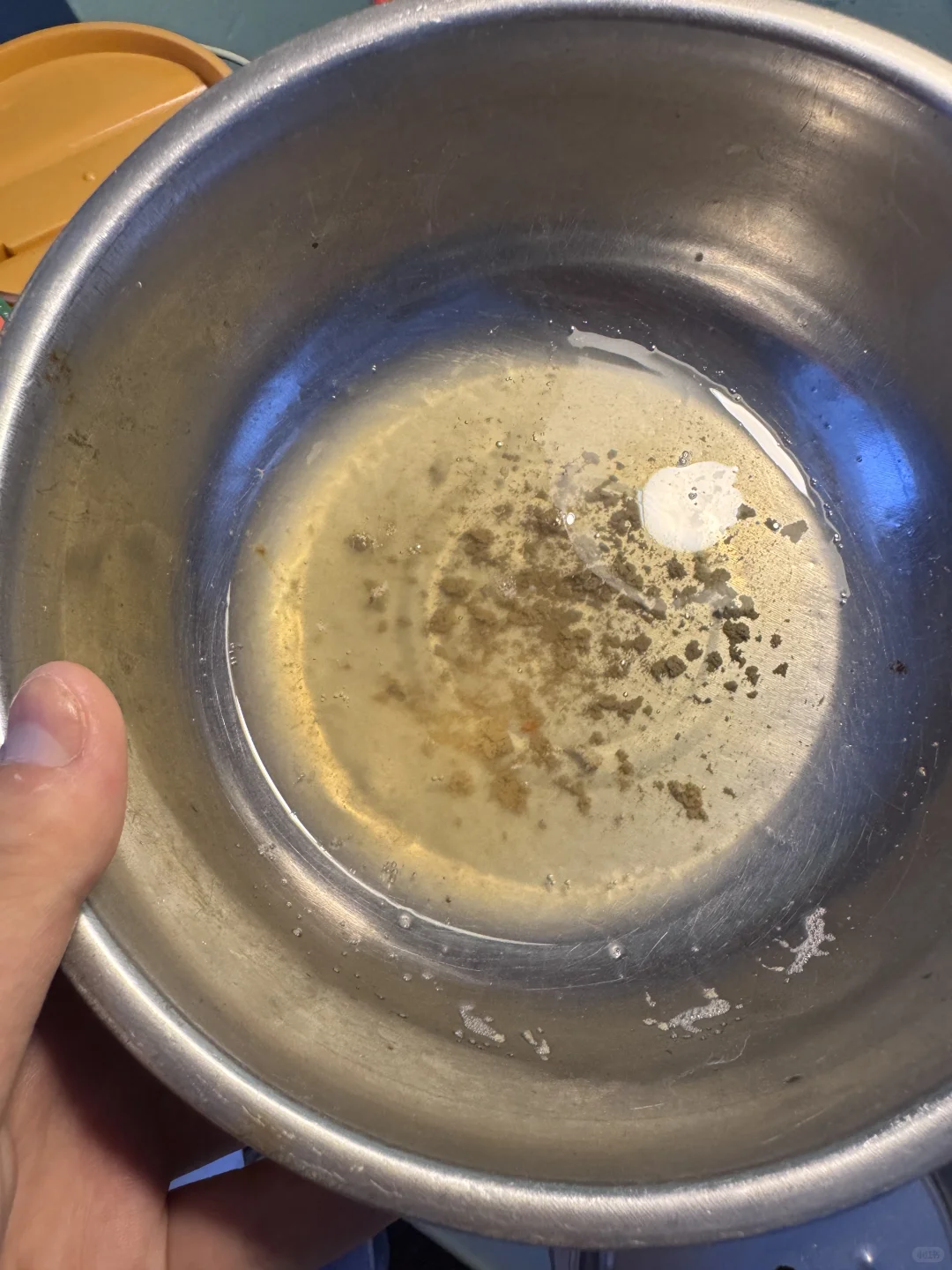 ❗️避雷！！！美团歪马酒中异物，商家拒绝赔偿！