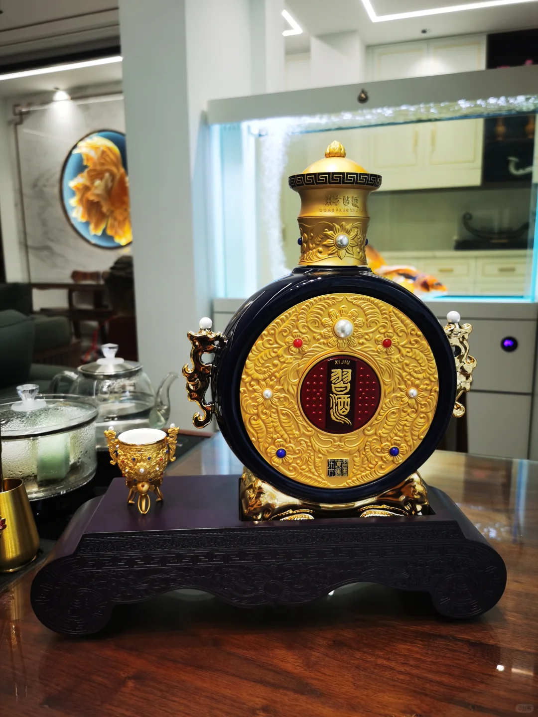 习酒境遇东方