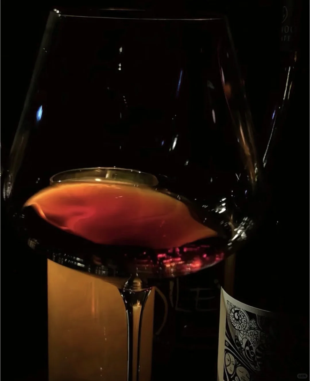 深夜，与酒的灵魂对谈
