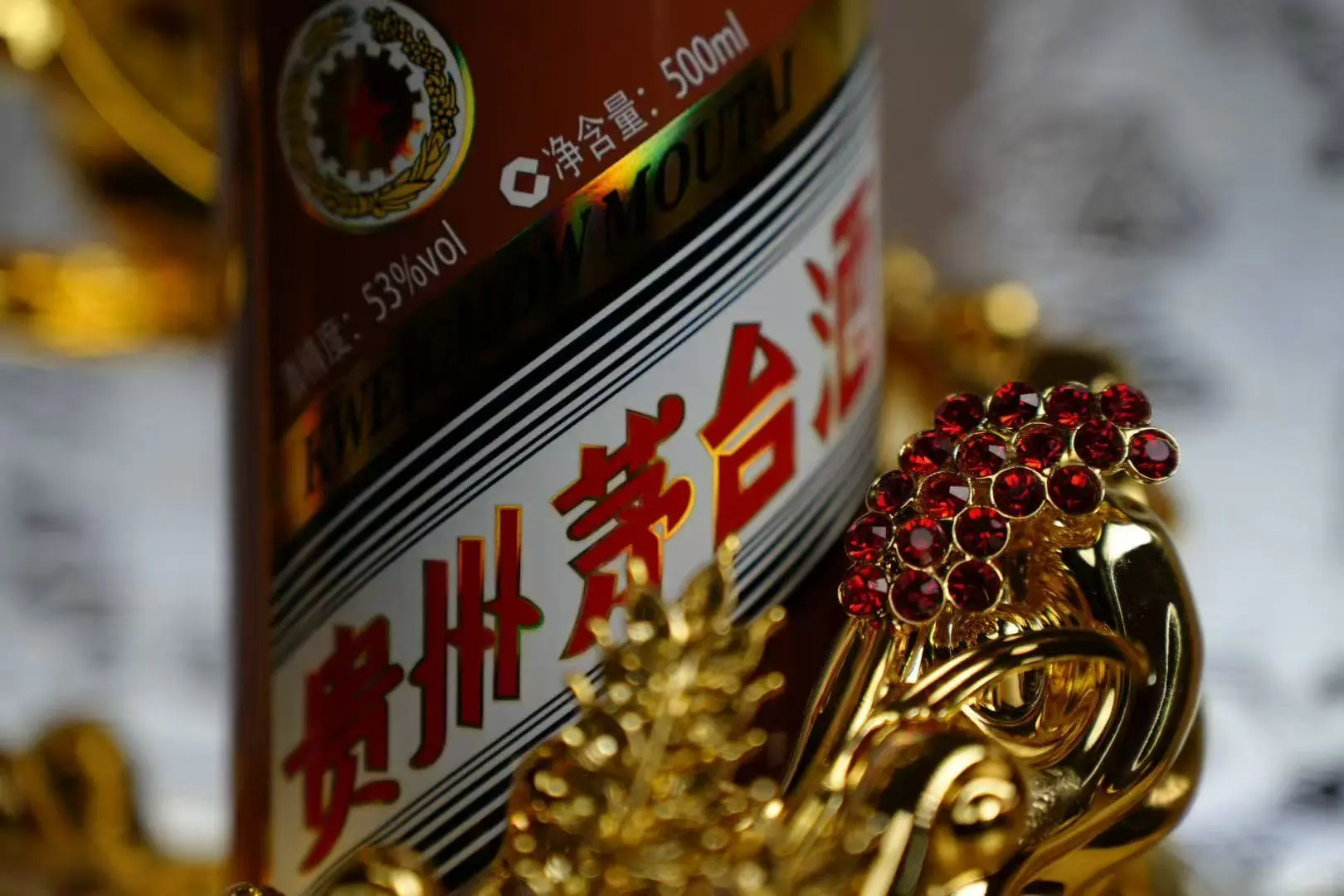 实物好看得拍不出来！茅台最新展架