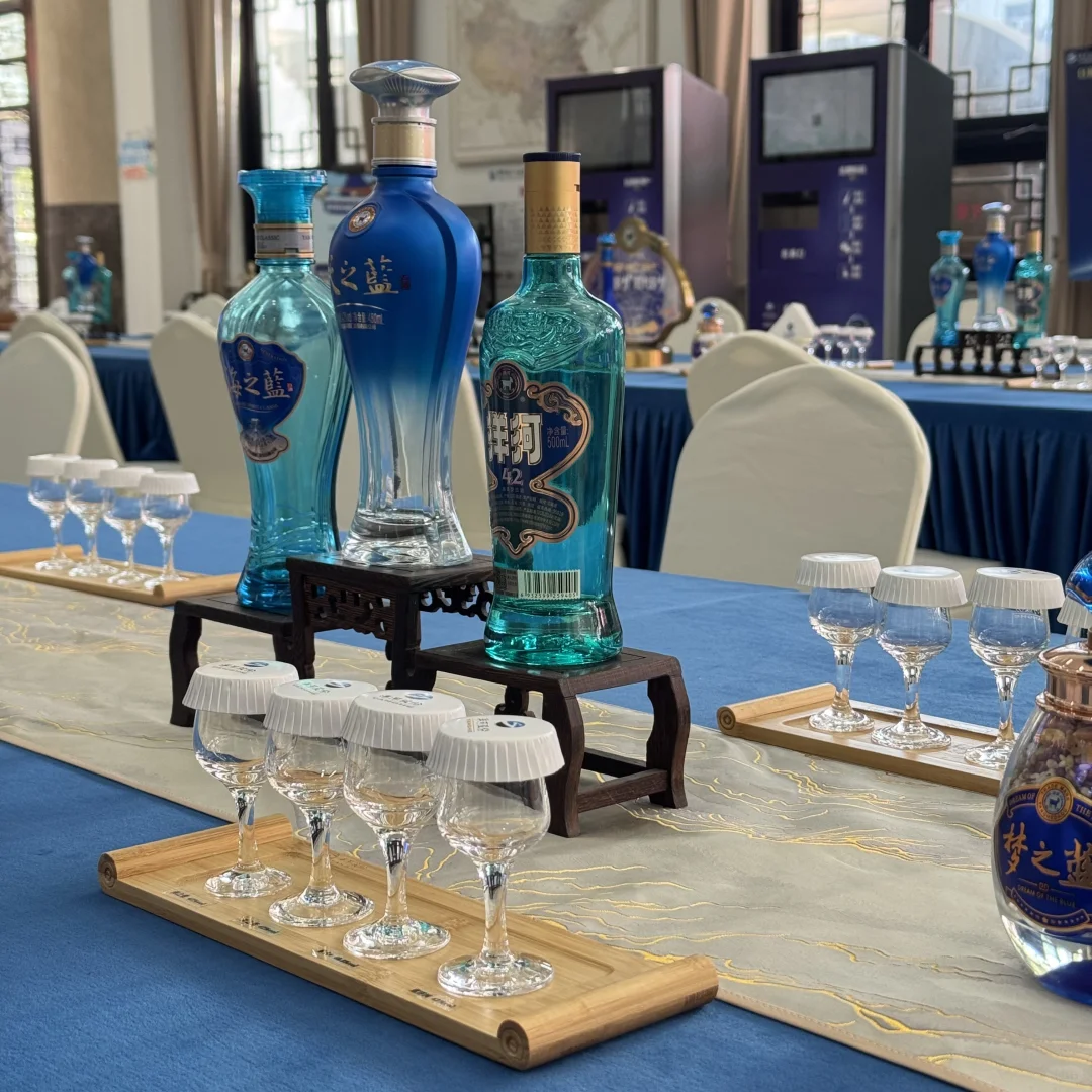 是白酒，也是艺术品?