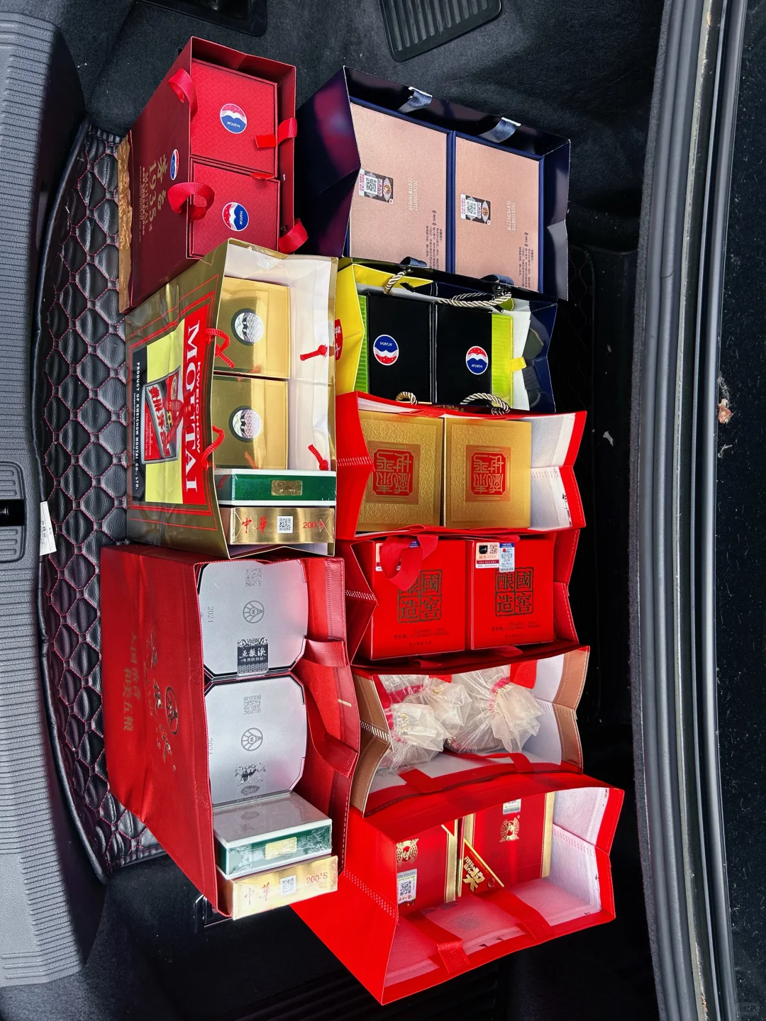 今年中秋不送礼，明年还得叫叔姨?