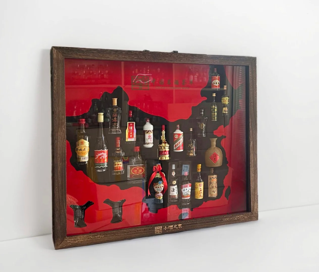 全年热销的白酒礼盒 地图版20支