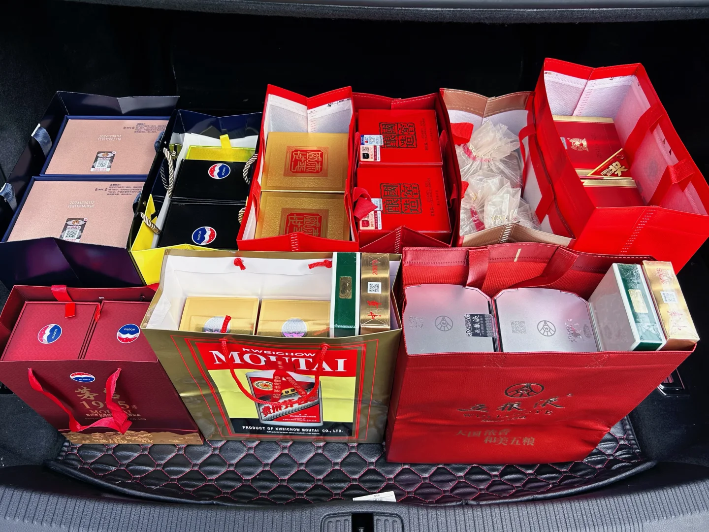 今年中秋不送礼，明年还得叫叔姨?