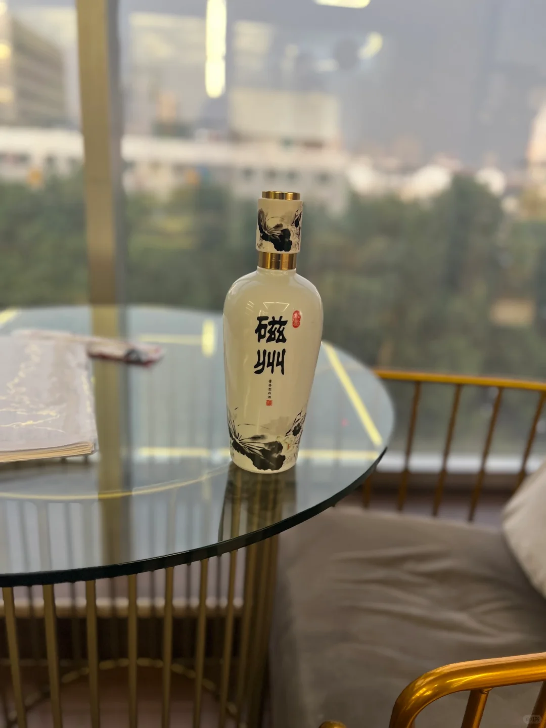 我妈：那个白酒再买几瓶