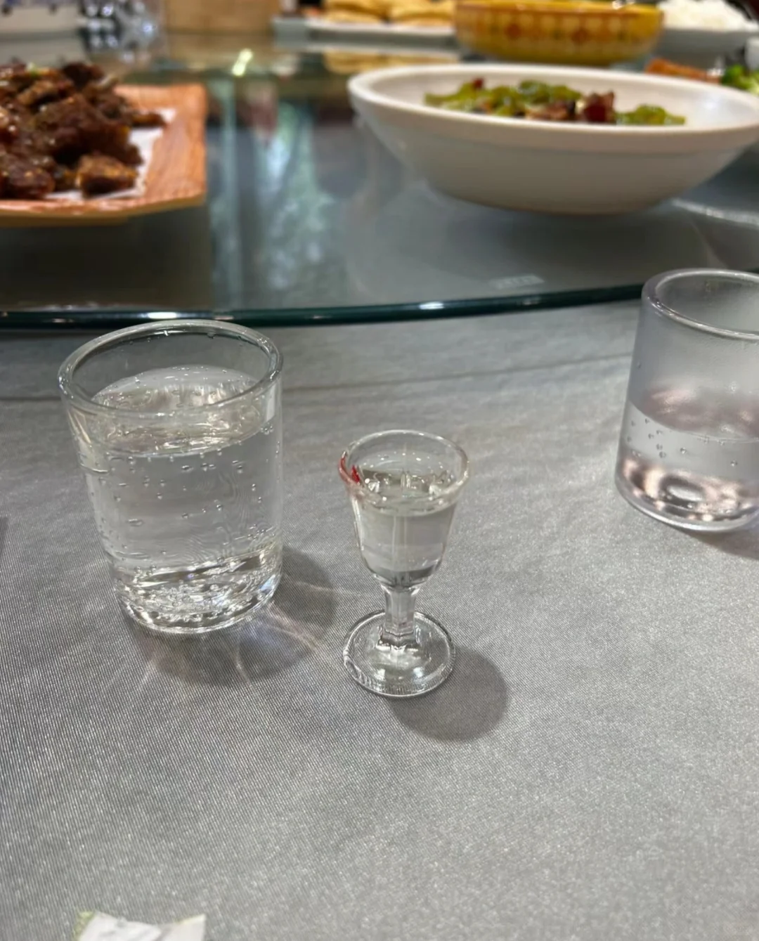 为什么男人到了一定年纪就喜欢喝白酒？