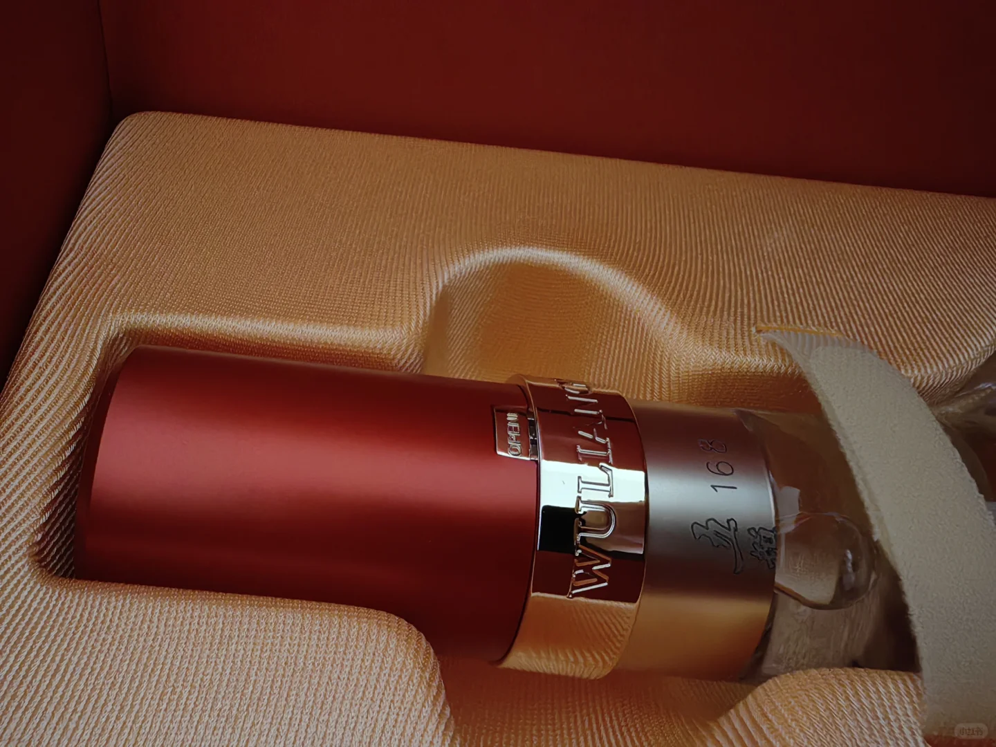 五粮液礼盒真假鉴别