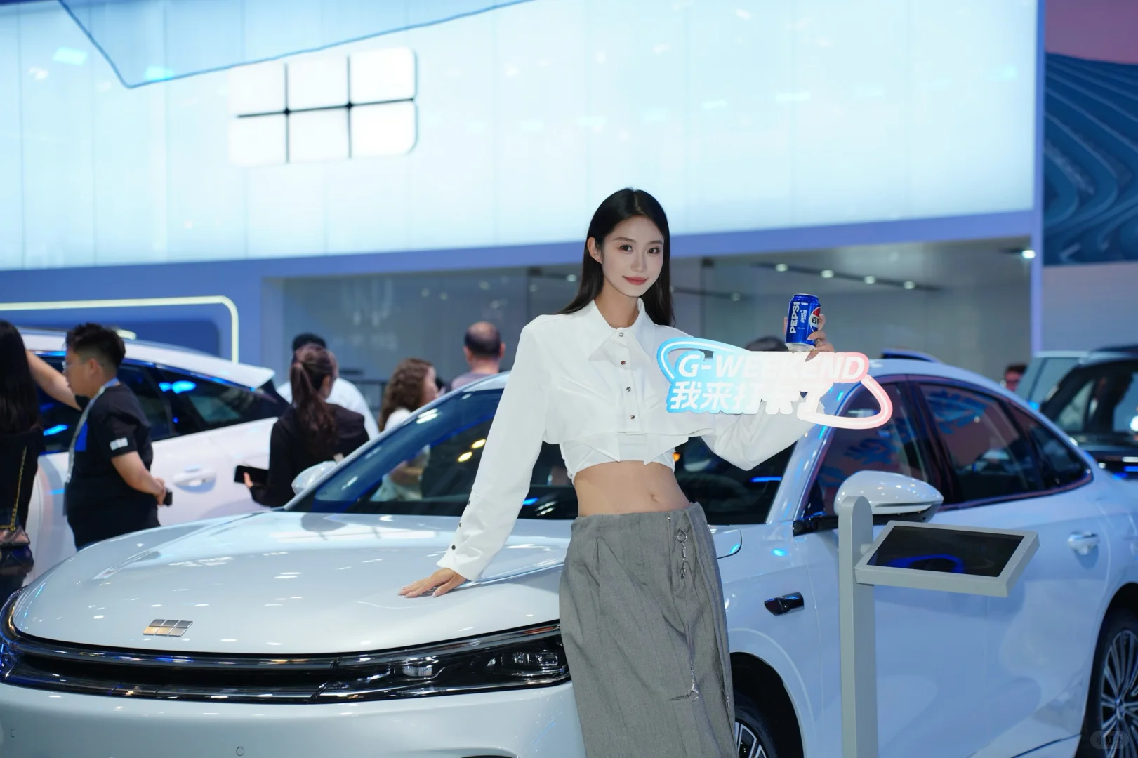 逛车展台最惬意的一刻