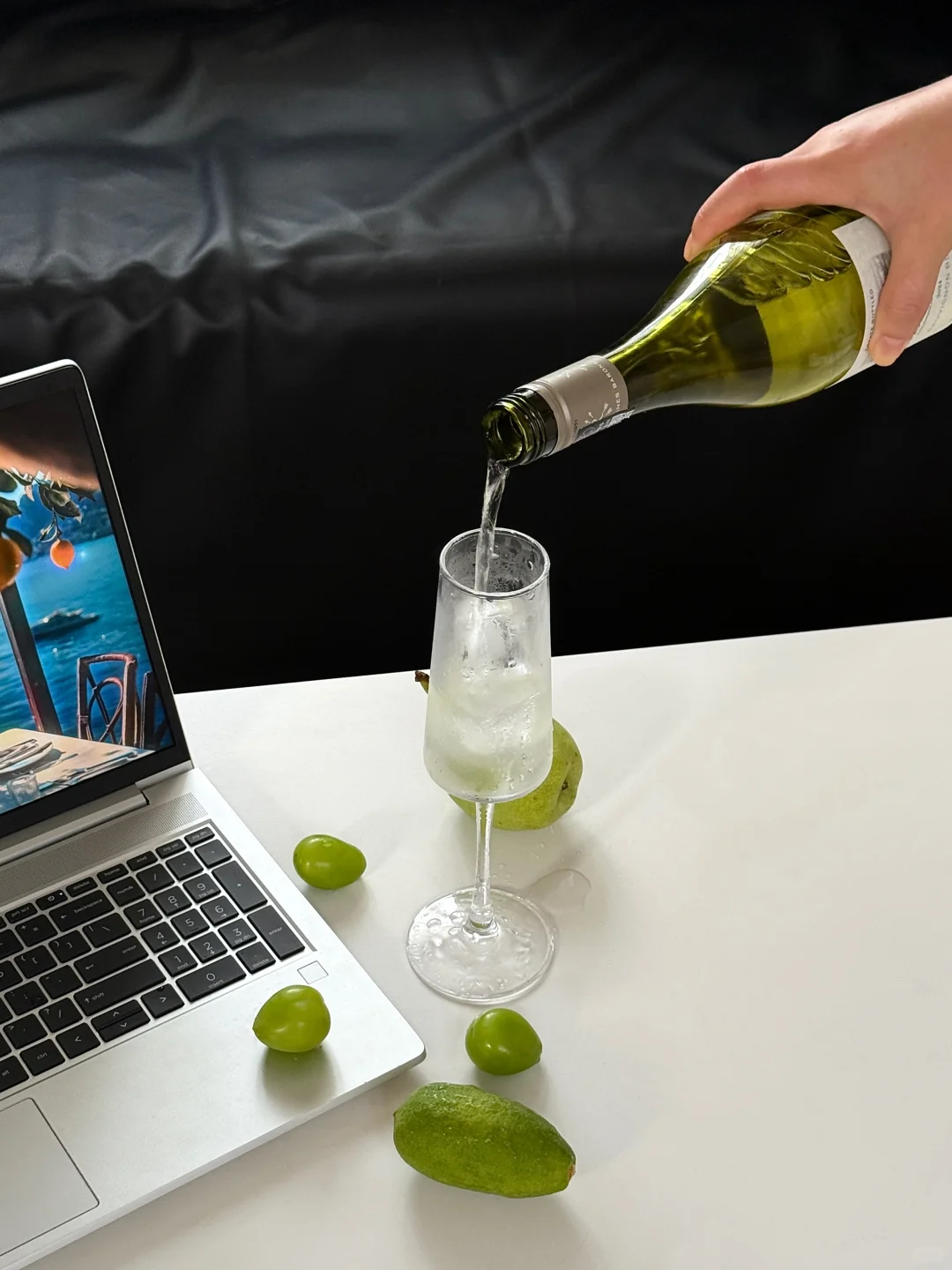 秋天的第一杯干白葡萄酒?