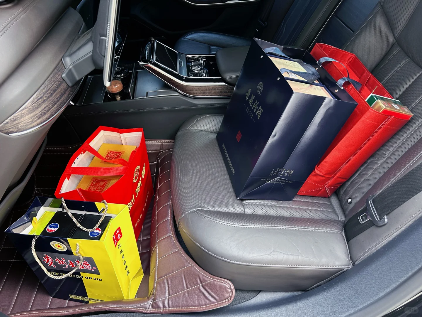 今年中秋不送礼，明年还得叫叔姨?