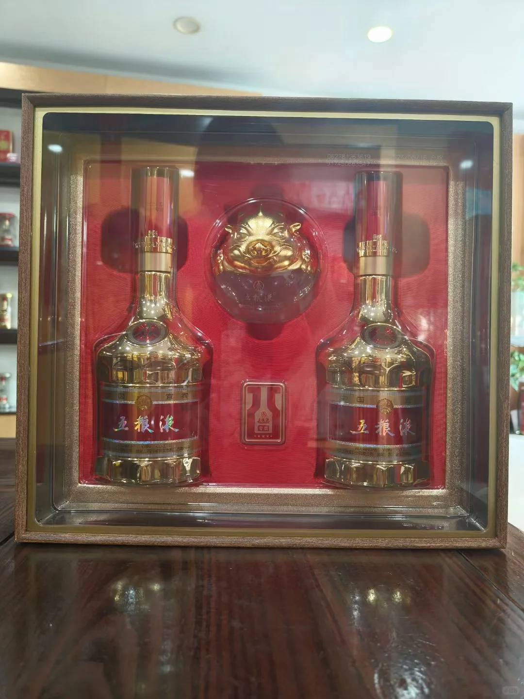 这礼盒看着太好看了吧