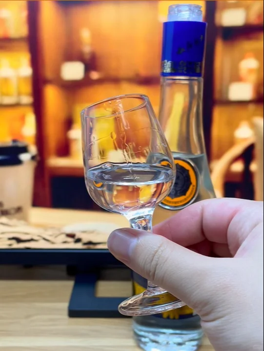 酱迷解惑，叙府大曲，蓝标浓香会是什么味道