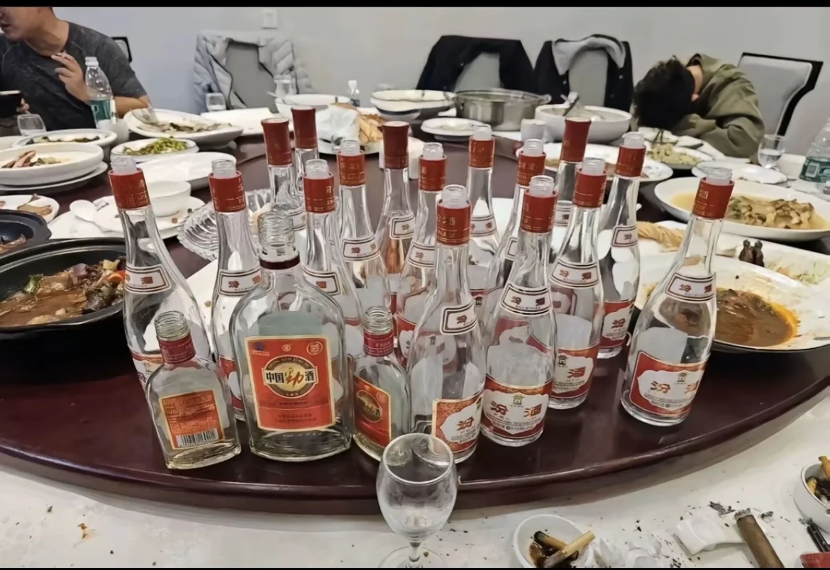 一张图证明你不是酒桌小孩那桌