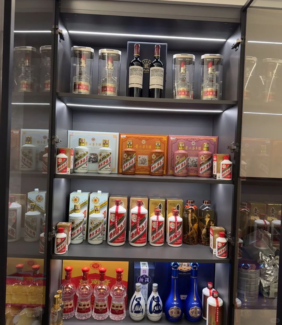 中秋节快到了。送领导什么酒才拿的出手？