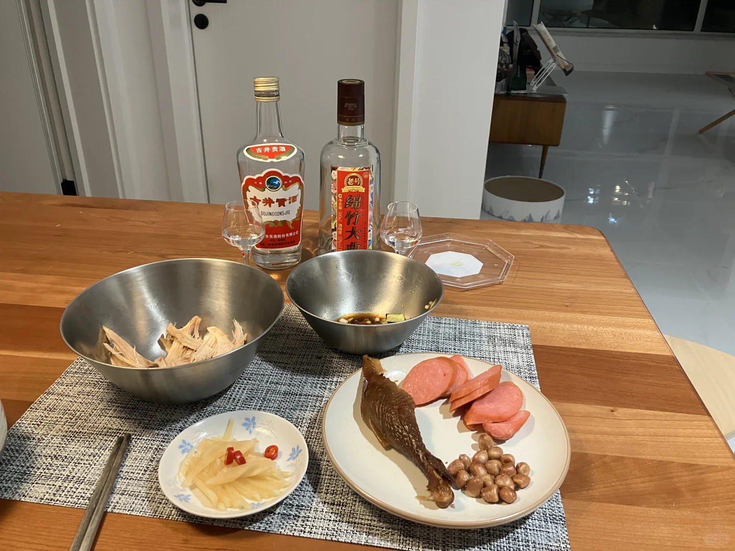 绵竹大曲对比古井贡酒