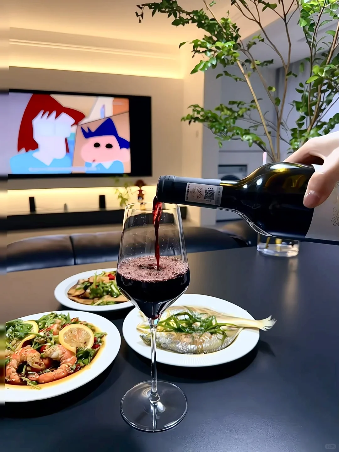 一个人，一杯红酒，一整个快乐星球