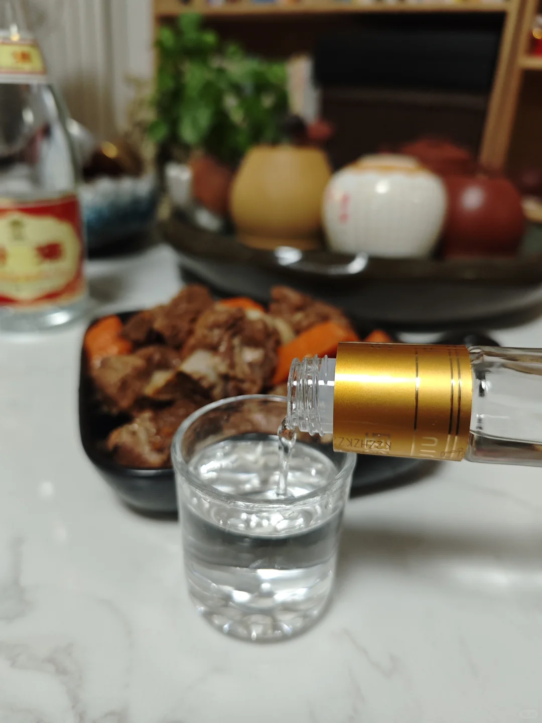 中年女人的快乐是一个人微醺的浪漫