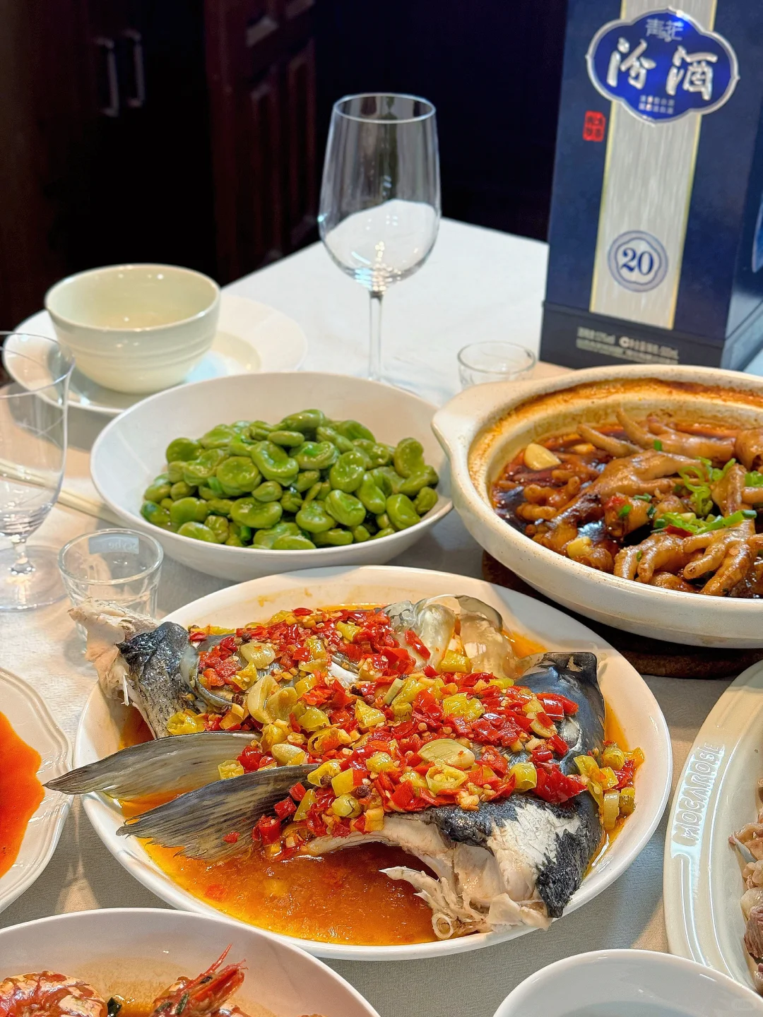 幸福的晚餐，是有酒有肉有朋友