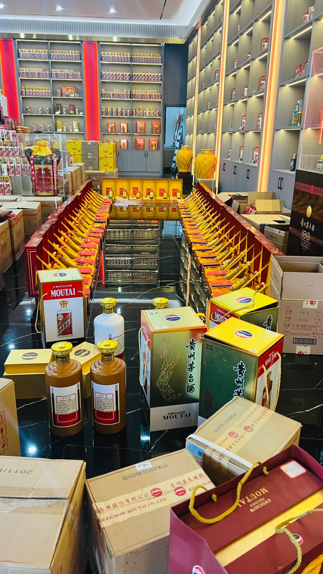 酒质天花板+老年份个性化，大佬选酒就是豪横