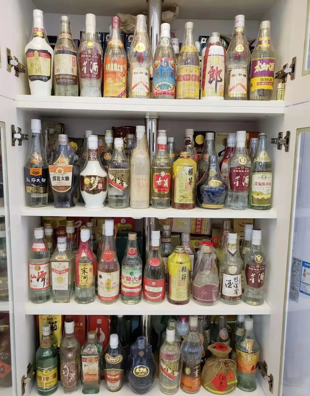 现在行情差 要不要把这些老酒一锅端了