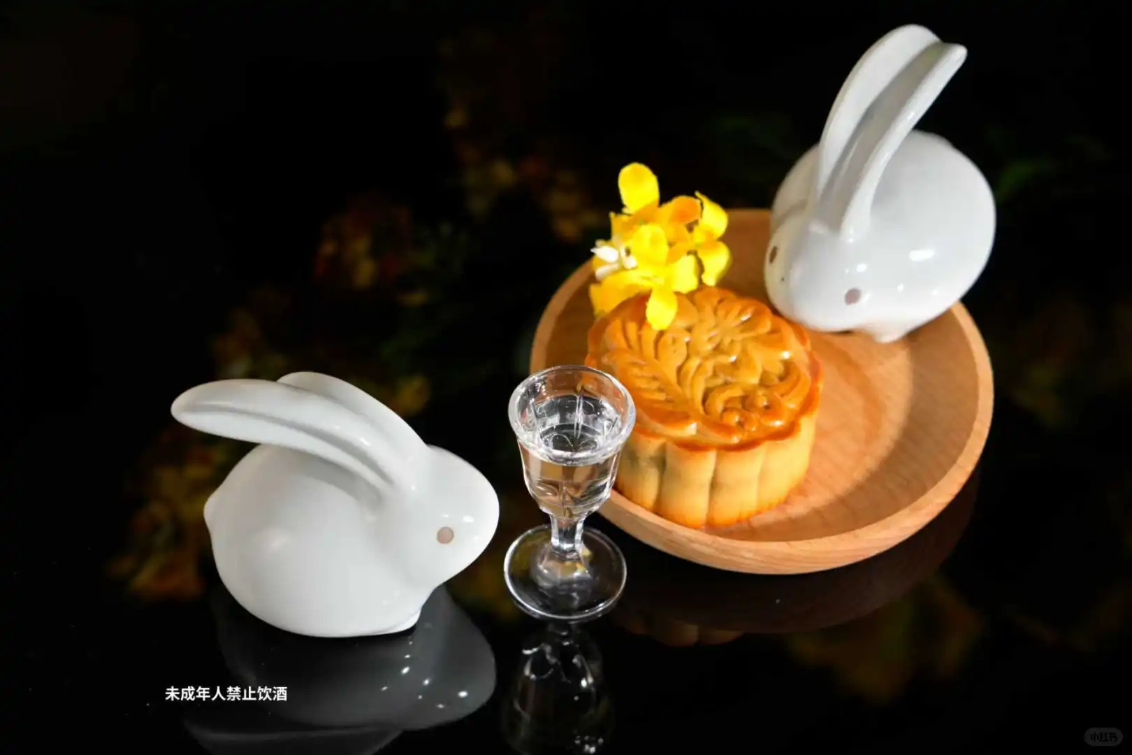 中秋送礼新宠!这杯定制白酒让团圆更有