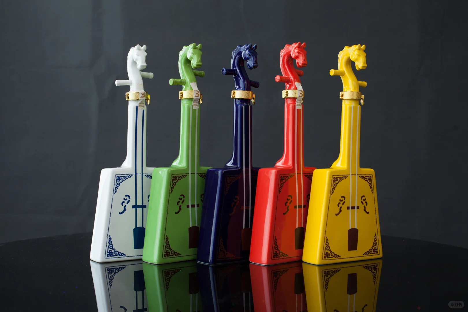 草原五色马头琴文创白酒