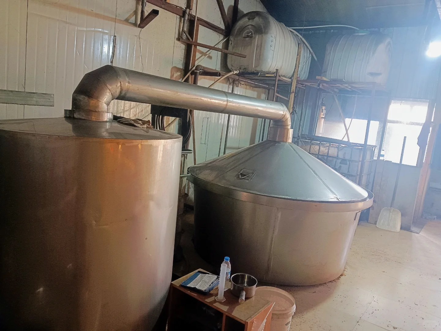 自家农村酿造纯粮酒，无添加无勾兑