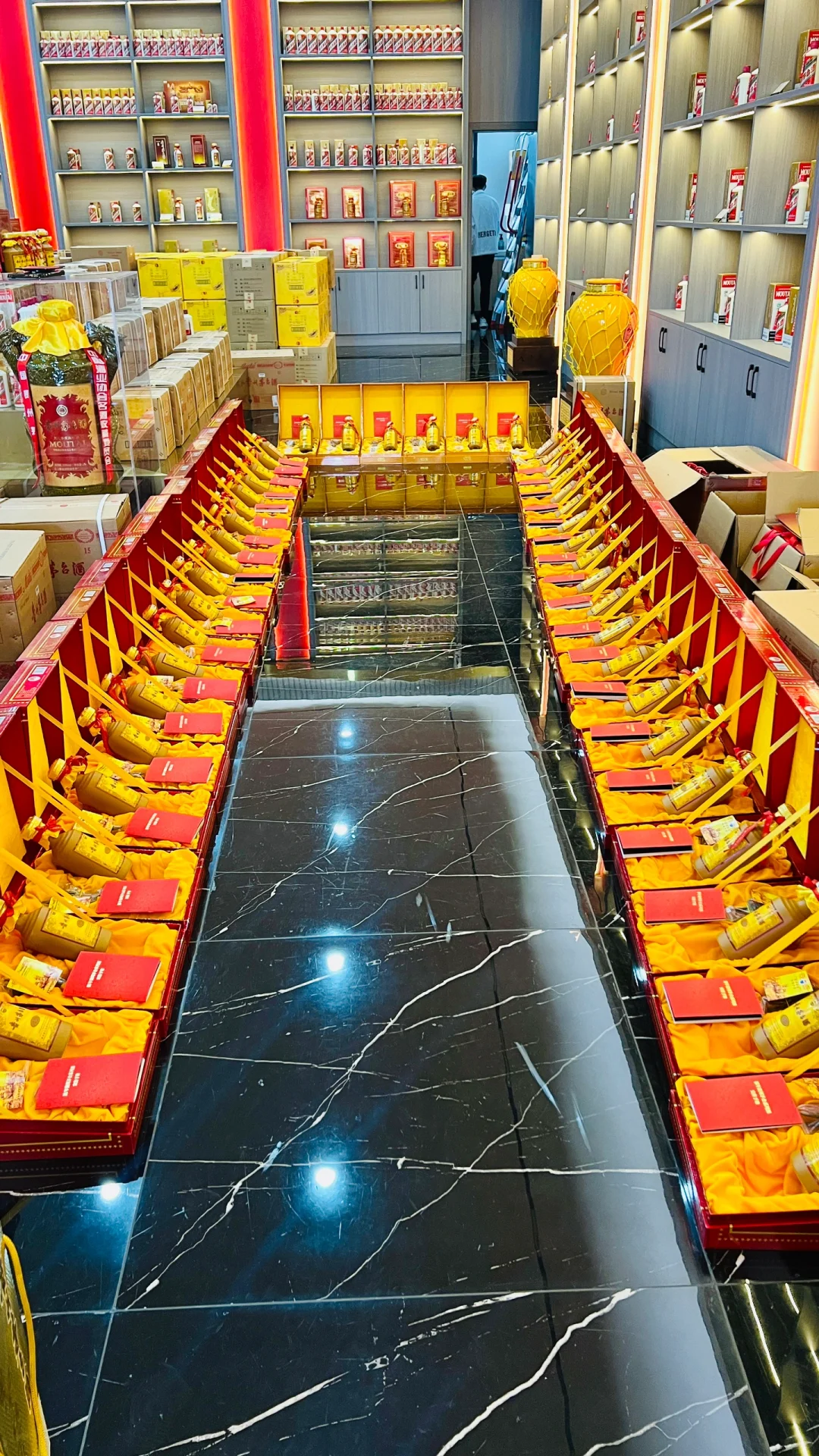 酒质天花板+老年份个性化，大佬选酒就是豪横