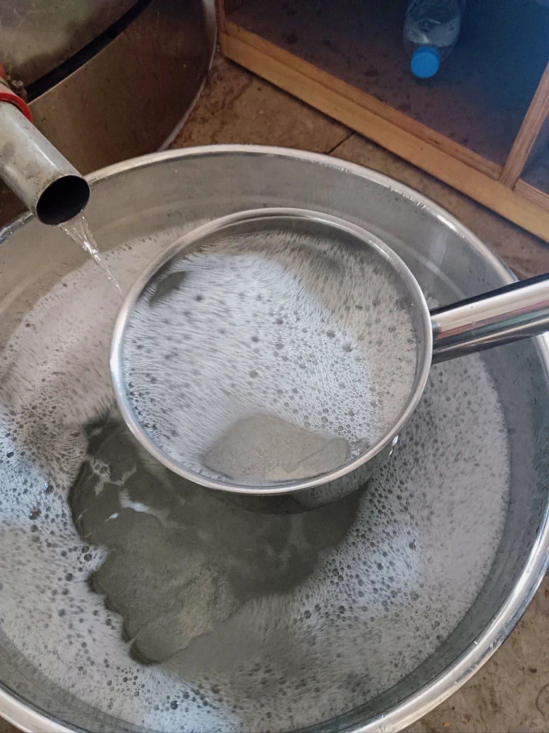 自家农村酿造纯粮酒，无添加无勾兑