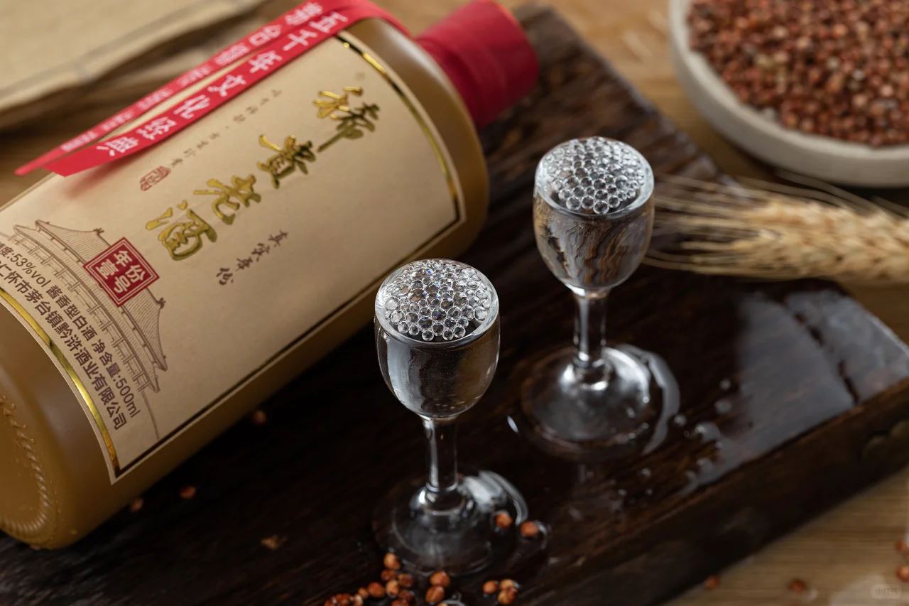 白酒摄影案例13｜稀贵老酒