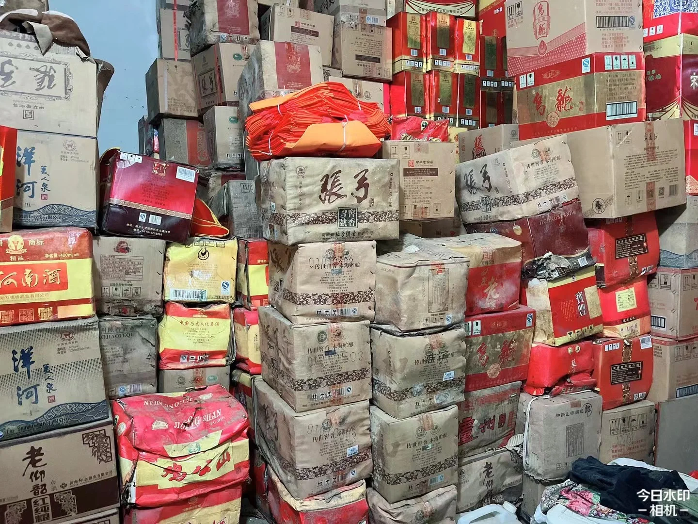 有人对十几年的老酒感兴趣吗