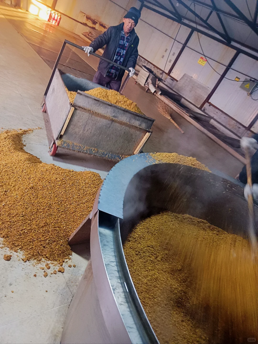 自家农村酿造纯粮酒，无添加无勾兑