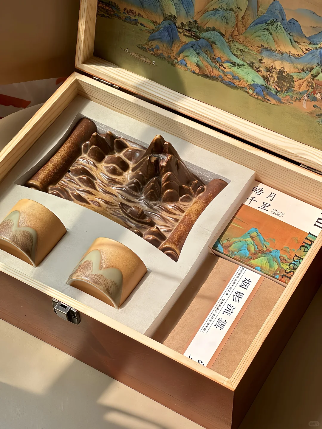 这份东方美学礼品送客户也太拿的出手了吧…